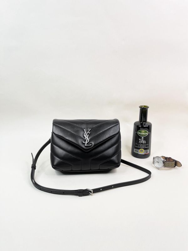 【95成新】YSL LOULOU Toy 