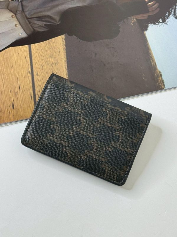 【95成】CELINE Triomphe標誌印花翻蓋卡包 