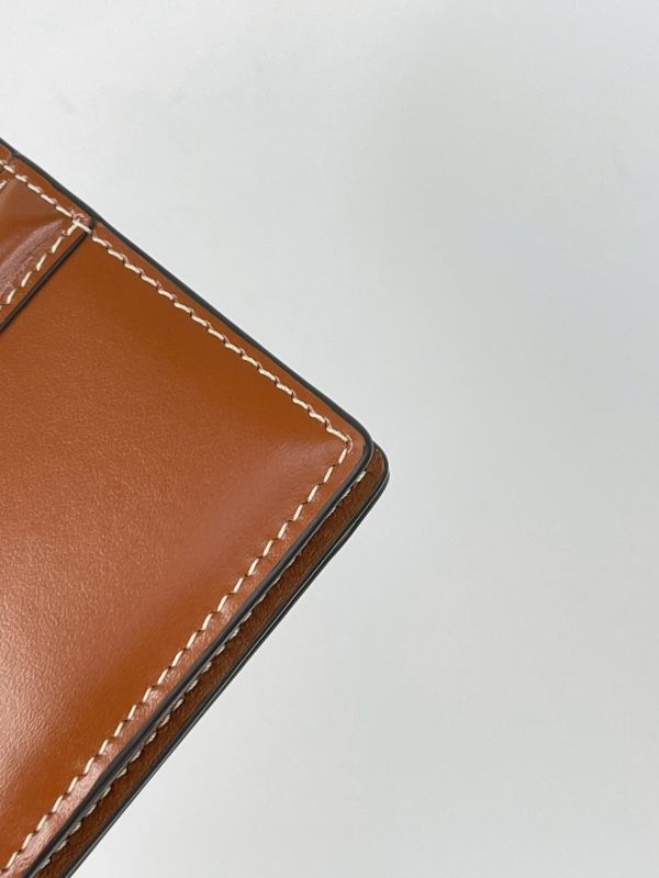 【未使用閒置品】CELINE 16翻蓋卡包 