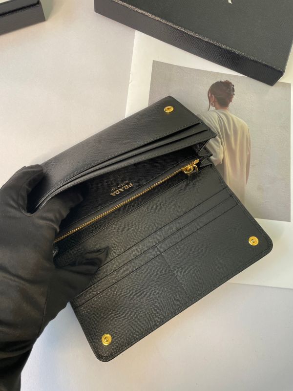 【全新閒置品】【12期0利率】PRADA 拉鍊皮夾 雙折長皮夾 