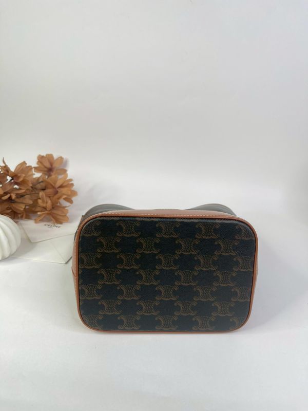 【95成新】CELINE TRIOMPHE老花小號水桶包 