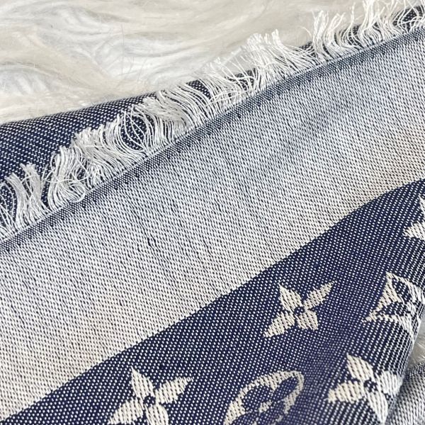 【12期0利率】LV Monogram Denim 披肩【99成新】 