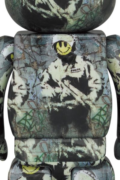 BE@RBRICK 100% & 400% RIOT COP BE@RBRICK,100%,400%,RIOT,COP