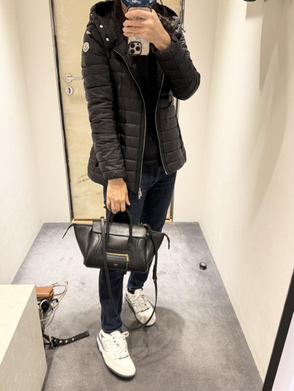 日本Celine NEW LUGGAGE柔軟亮澤羊皮革水餃包 日本Celine NEW LUGGAGE柔軟亮澤羊皮革水餃包