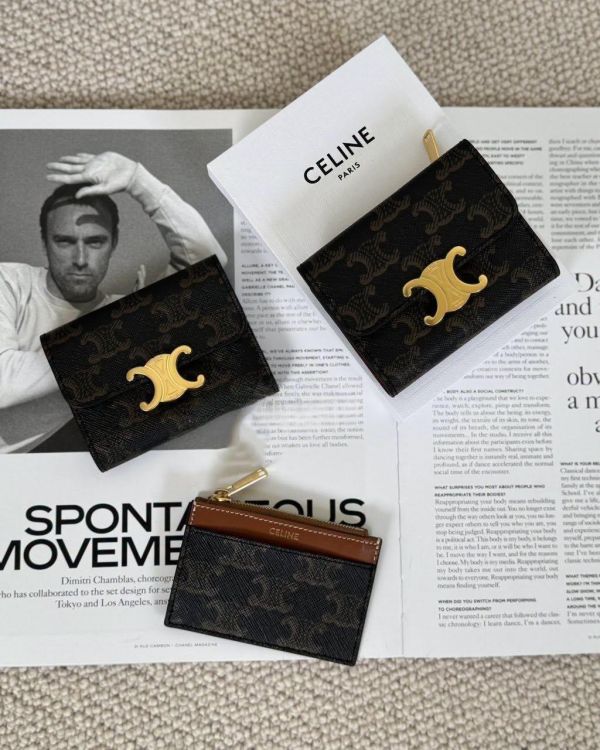 日本 CELINE Nino 凱旋金釦牛皮二折 Nino柔軟粒面小牛皮中夾 日本 CELINE Nino 凱旋金釦牛皮二折 Nino柔軟粒面小牛皮中夾