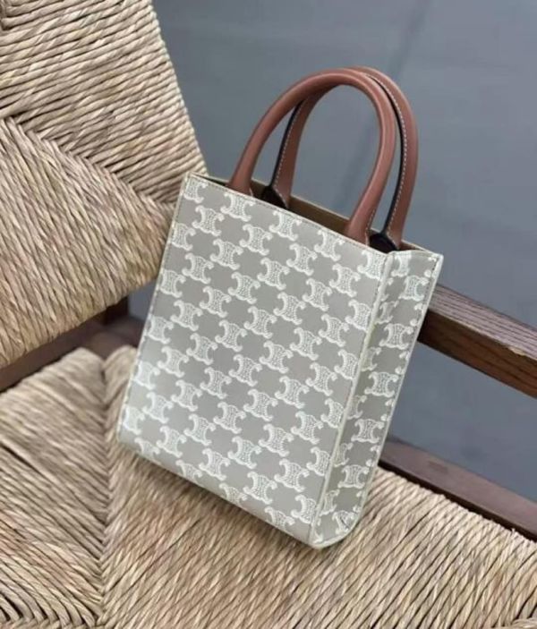 日本Celine Celine琴譜包mini 日本Celine Celine琴譜包mini