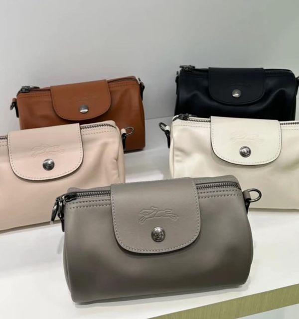Longchamp 牛皮圓筒包 Longchamp 牛皮圓筒包