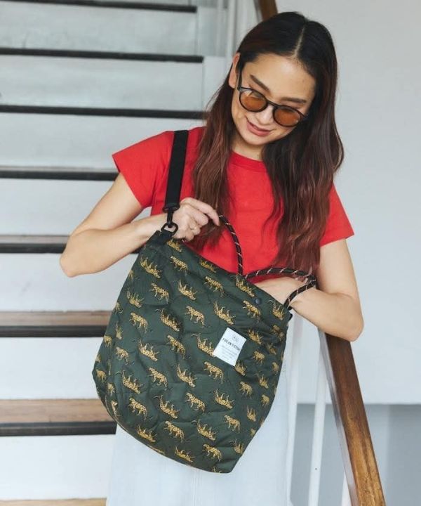日本 別注款KIU防水PATTERN TOTE BAG 4款可選 日本 別注款KIU防水PATTERN TOTE BAG 4款可選