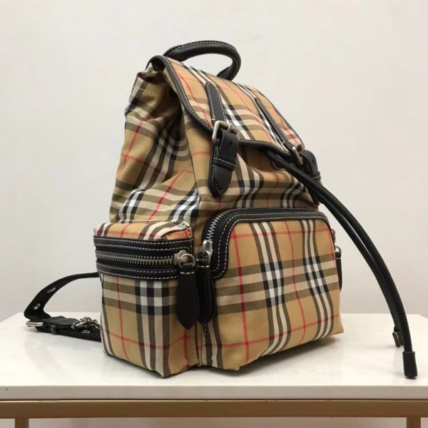 BURBERRY OUTLET經典格纹拼皮革後背包(售價已折) 經典格纹拼皮革後背包