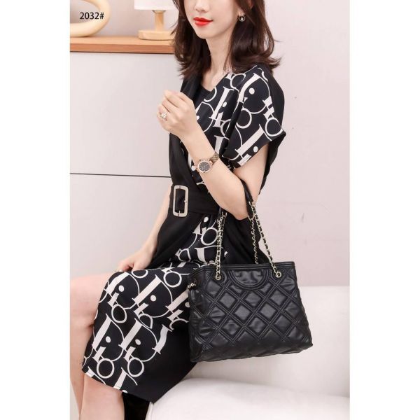 TORY BURCH FLEMING SOFT CONVERTIBLE SHOULDER BAG 羊皮菱格肩背包 TORY BURCH FLEMING SOFT CONVERTIBLE SHOULDER BAG
羊皮菱格肩背包