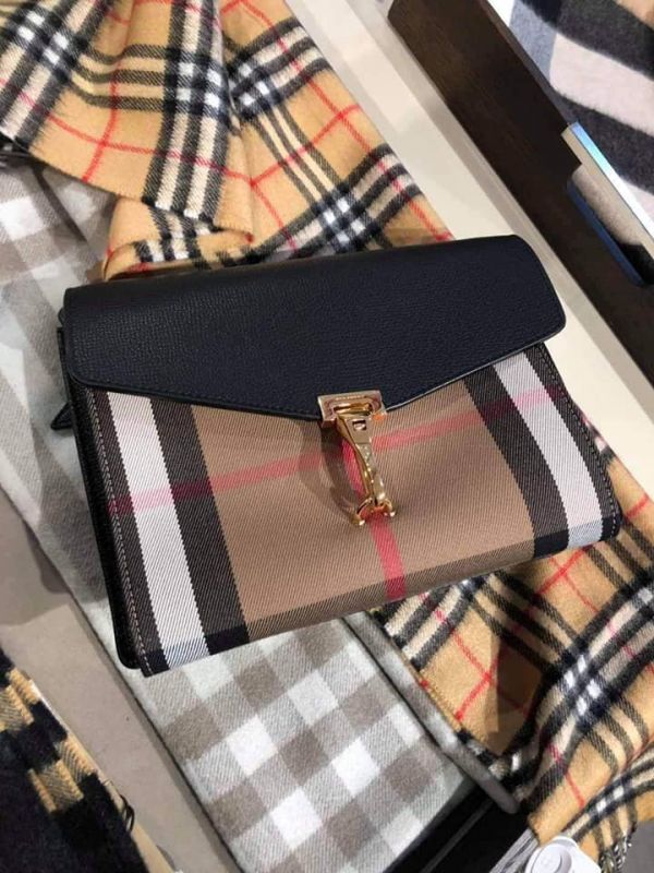 超值代購-Burberry 粒紋皮革拼 house 格紋WOC包(售價已折) Burberry ,WOC