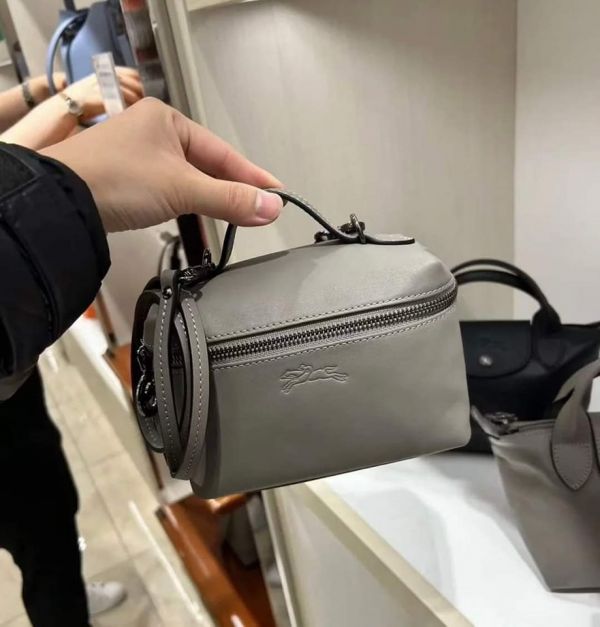 新款 可背的化妝包 Longchamp Le Pliage Xtra Vanity XS 新款 可背的化妝包 Longchamp Le Pliage Xtra Vanity XS