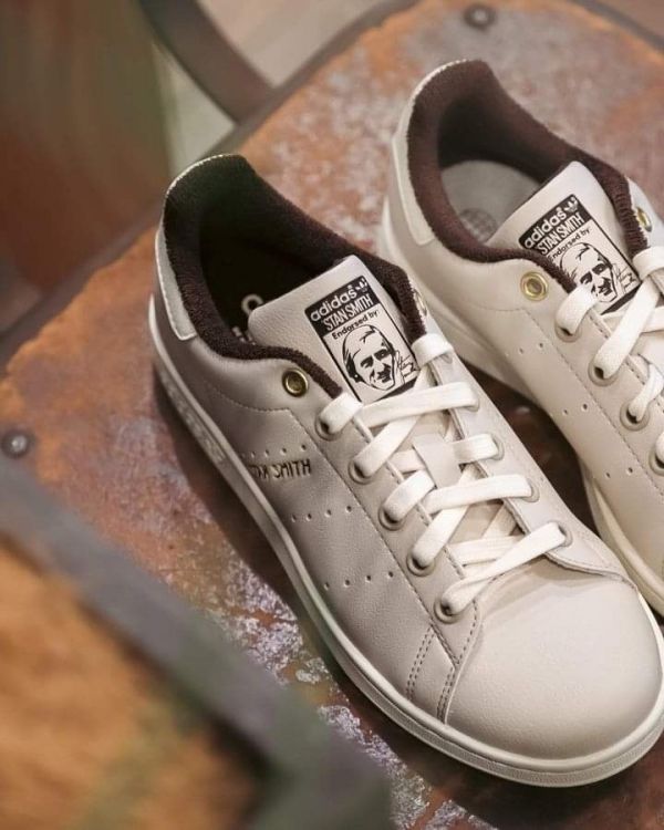 日本代購adidas 品牌限定款 STAN SMITH HP5502 日本代購adidas 品牌限定款 STAN SMITH HP5502