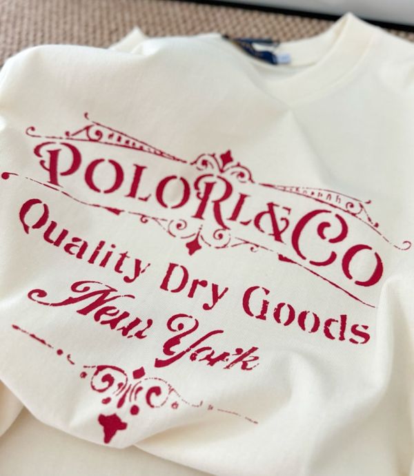 日本 Polo Ralph Lauren  Graphic Logo Cotton Jersey Tee 美式復古奶杏色T恤 鄭秀晶同款 日本 Polo Ralph Lauren  Graphic Logo Cotton Jersey Tee 美式復古奶杏色T恤 鄭秀晶同款