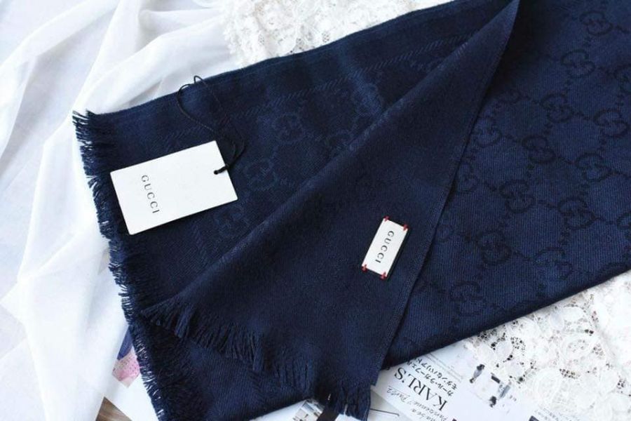 超值代購- GUCCI大GG LOGO羊毛圍巾(售價已折) agnes b.,東區時尚,GUCCI,羊毛,混絲,大方巾,圍巾