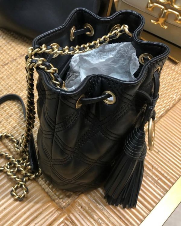 日本Tory Burch Fleming水桶包 日本Tory Burch Fleming水桶包