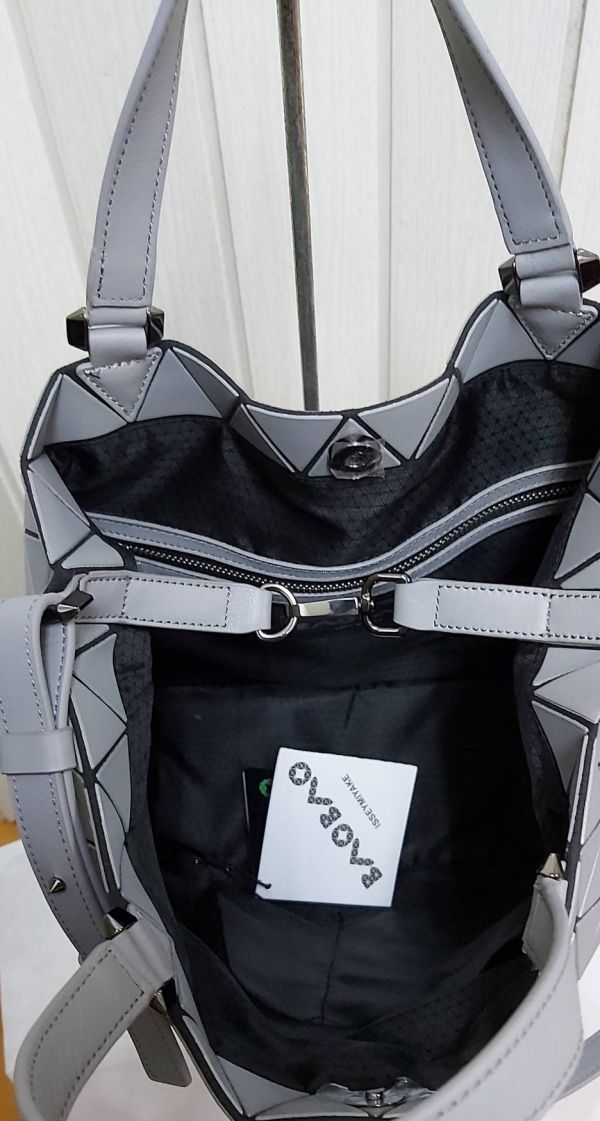 三宅一生 BAOBAO可變型3way包(售價已折) 三宅一生 BAOBAO可變型3way包