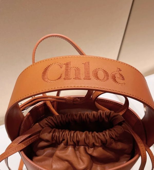 CHLOE WOODY Sense Bucket Bag  全牛皮水桶 CHLOE WOODY Sense Bucket Bag  全牛皮水桶