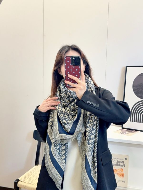 DIOR D-OBLIQUE薄絲羊毛披肩圍巾 #DIOR D-OBLIQUE薄絲羊毛披肩圍巾