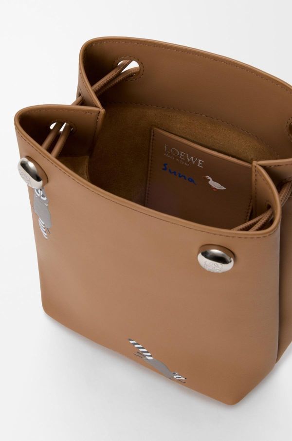 日本限定LOEWE浣熊卵石紋手拿包 日本限定LOEWE浣熊卵石紋手拿包