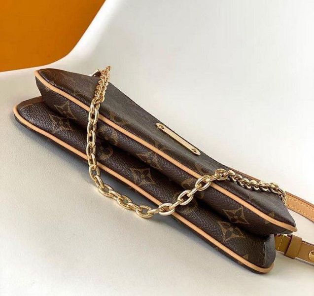 日本LV M83008 Liv Pochette 新款麻將包 日本LV M83008 Liv Pochette 新款麻將包