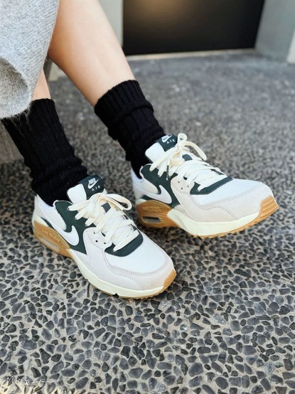NIKE AIR MAX配色皮革氣墊鞋 NIKE AIR MAX配色皮革氣墊鞋