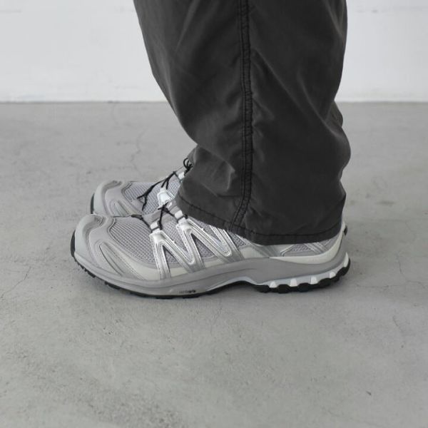 日本Salomon XA PRO 3D 休閒鞋 灰銀 日本Salomon XA PRO 3D 休閒鞋 灰銀