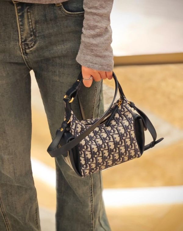 日本 Dior D Dream 迷你包 日本 Dior D Dream 迷你包