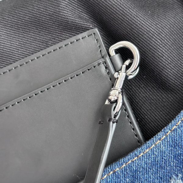 日本 Marc Jacobs 丹寧牛仔腋下包 日本 Marc Jacobs 丹寧牛仔腋下包