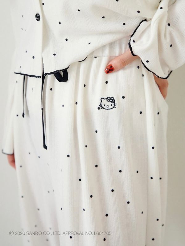 日本 Kastane x Hello Kitty精緻刺繡家居服套裝 日本 Kastane x Hello Kitty精緻刺繡家居服套裝