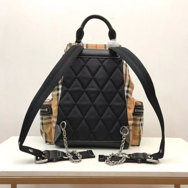 BURBERRY OUTLET經典格纹拼皮革後背包(售價已折) 經典格纹拼皮革後背包