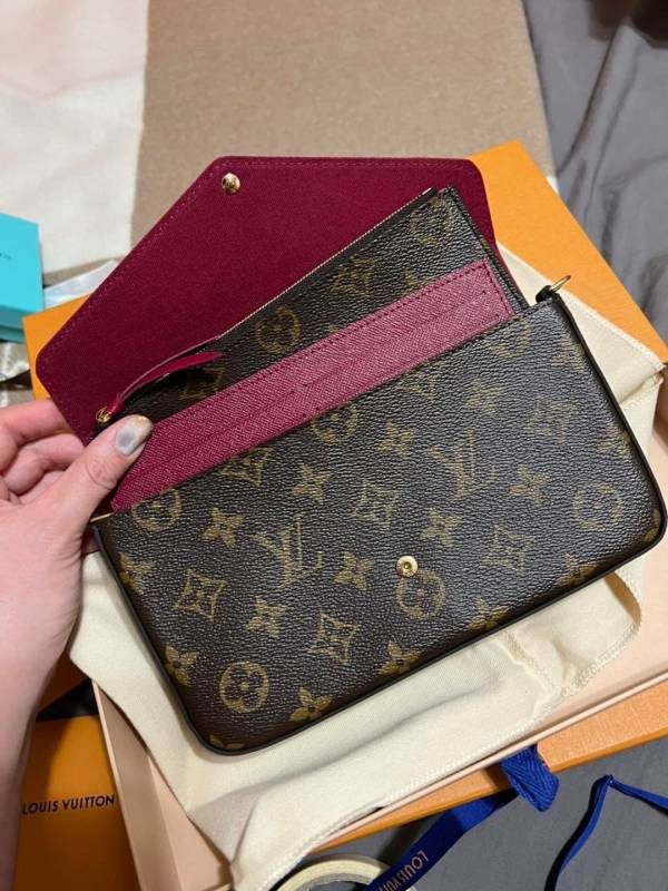 LOUIS VUITTON LV M81896 WOC 金鍊三合一斜背包 LOUIS VUITTON LV M61276 WOC 金鍊三合一斜背包