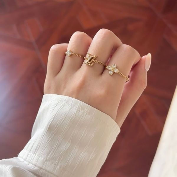 日本LV 新款 三合一戒指 日本LV 新款 三合一戒指