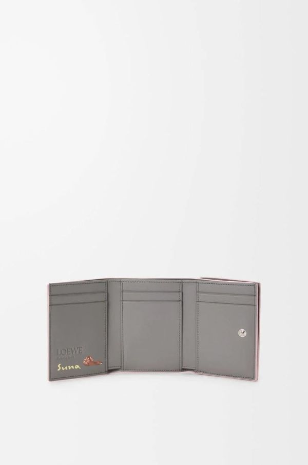 日本LOEWE 與Suna Fujita藤田匠平與山野千里 合作推出 春季錢包 日本LOEWE 與Suna Fujita藤田匠平與山野千里 合作推出 春季錢包