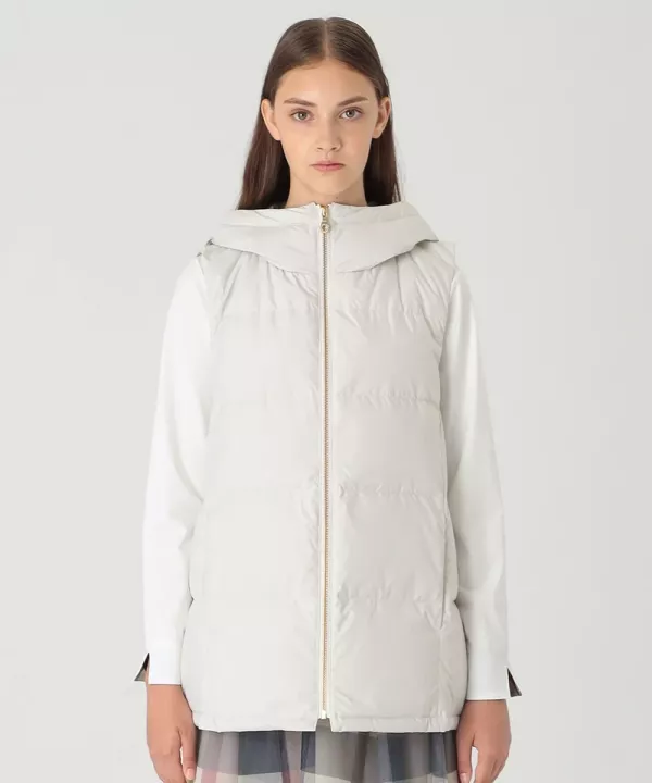 日本 BLUE LABEL 霧面塔夫綢羽絨背心 日本 BLUE LABEL 霧面塔夫綢羽絨背心