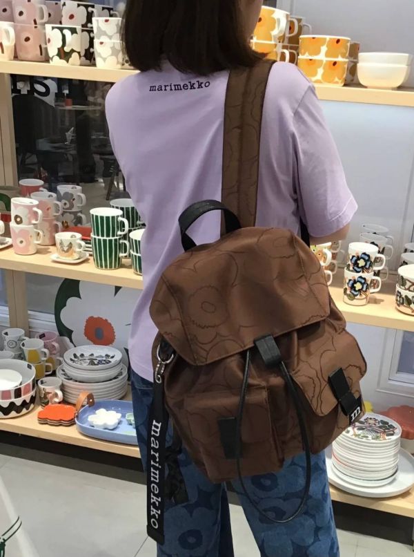 日本marimekko Everything Backpack L Unikko印花後背包藍色大號 日本marimekko マリメッコ Everything Backpack  I Unikko 背包藍色大號