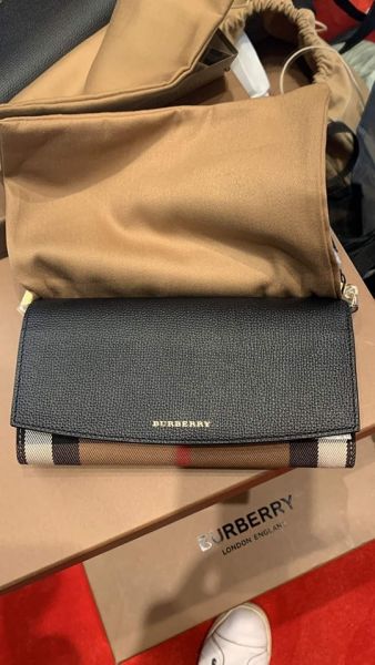特價BURBERRY House 格紋拼皮革WOC長夾包II款(售價已折) BURBERRY,House  格紋拼皮革WOC長夾包