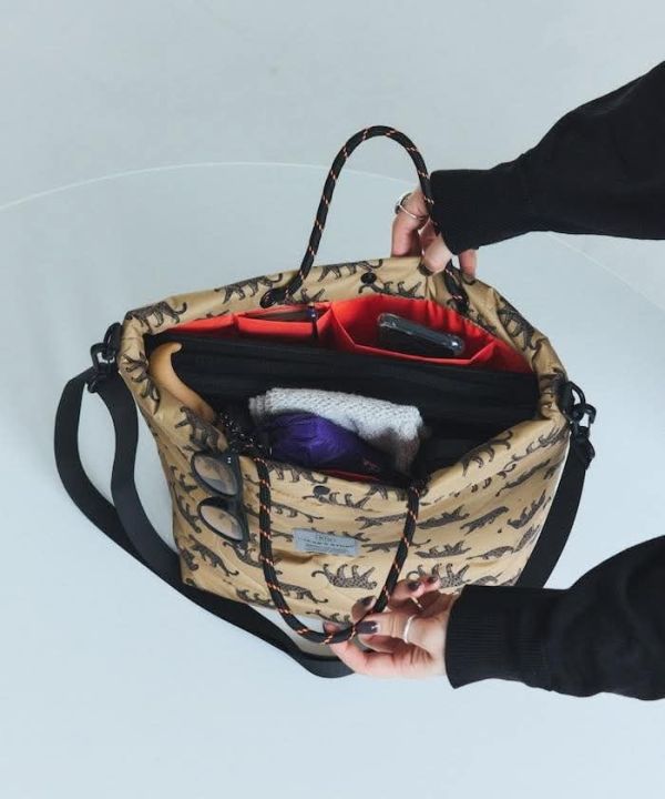 日本 別注款KIU防水PATTERN TOTE BAG 4款可選 日本 別注款KIU防水PATTERN TOTE BAG 4款可選