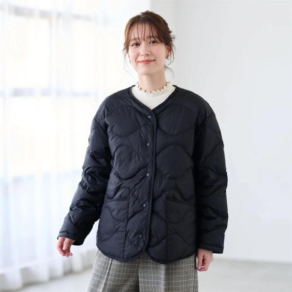 日本波浪線絎縫可水洗無領輕羽絨外套 日本波浪線絎縫可水洗無領輕羽絨外套