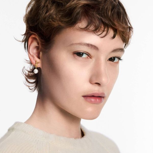 日本 Louis Vuitton LV  M01585 珍珠耳環 日本 Louis Vuitton LV  M01585 珍珠耳環