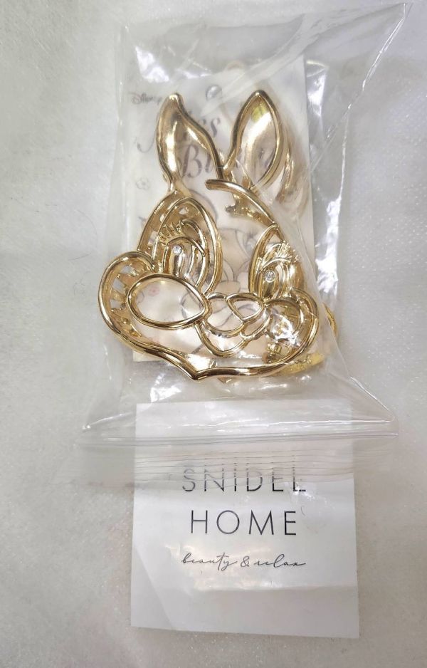 現貨日本SINDEL HOME x 邦尼兔 金色髮夾(二款) 日本SINDEL HOME x 邦尼兔 金色髮夾(二款)