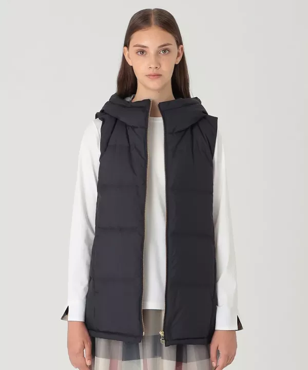 日本 BLUE LABEL 霧面塔夫綢羽絨背心 日本 BLUE LABEL 霧面塔夫綢羽絨背心