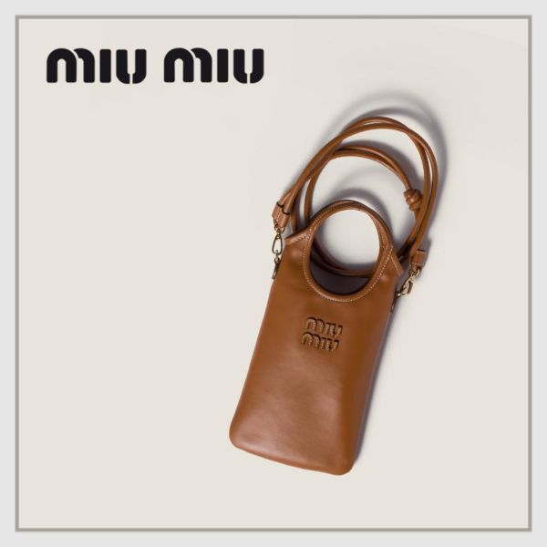 日本MiuMiu皮革智能手機套 日本MiuMiu皮革智能手機套
