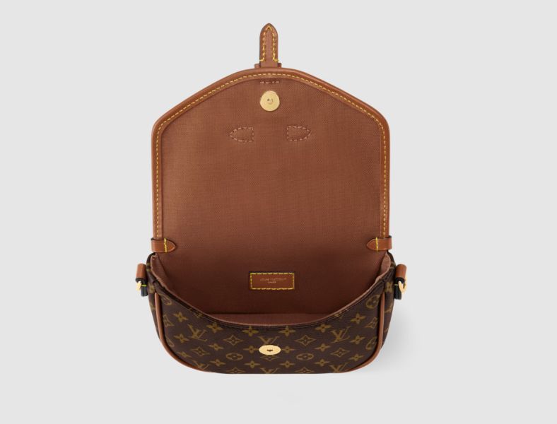 日本 LOUIS VUITTON 路易威登 LV ﻿M26969 Satchel 可穿戴式單肩包 日本 LOUIS VUITTON 路易威登 LV ﻿M27096 小包
