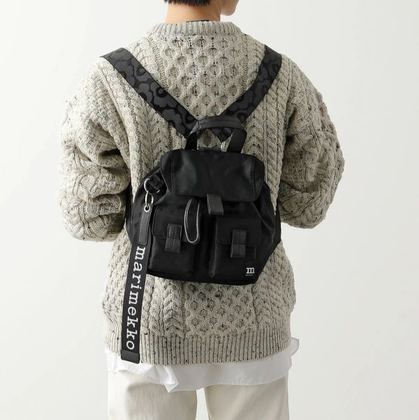 現貨日本Marimekko Everything Backpack S Unikko 後背包(花色) 日本Marimekko Everything Backpack S Unikko 後背包