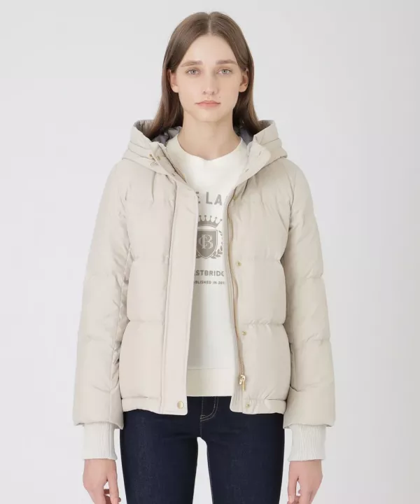 日本 BLUE LABEL 高光澤桃色塔夫綢短款羽絨外套 日本 BLUE LABEL 高光澤桃色塔夫綢短款羽絨外套