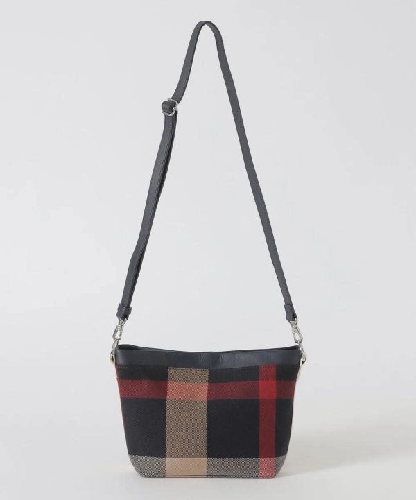 日本 CB CRESTBRIDGE藍標 格紋肩背包 日本 CB CRESTBRIDGE藍標 格紋肩背包