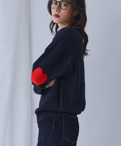 日本手臂有撞色愛心針織上衣 日本手臂有撞色愛心針織上衣