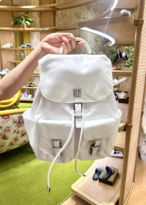 Tory Burch virginia超輕後背包(售價已折) Tory Burch virginia超輕後背包
