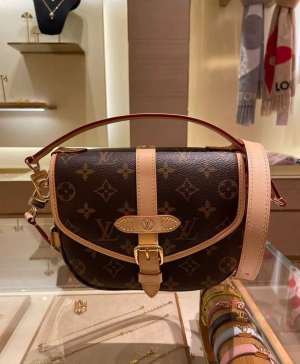 LOUIS VUITTON LV M46740 Saumur BB馬鞍包 LOUIS VUITTON LV M46740 Saumur BB馬鞍包